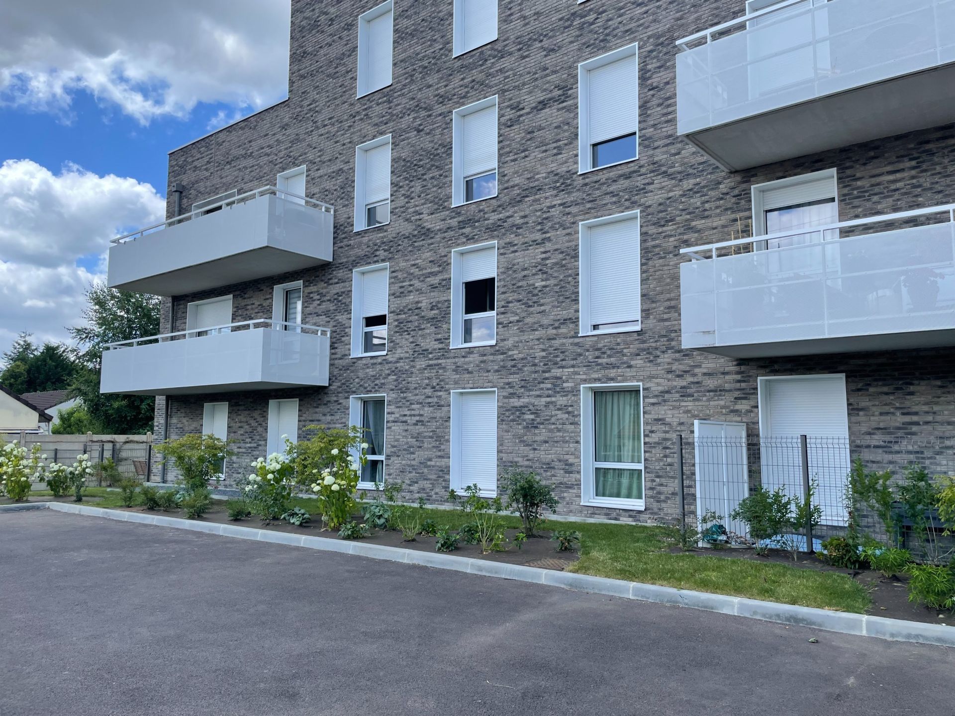 luxury apartment 5 Rooms for sale on MONT ST AIGNAN (76130)