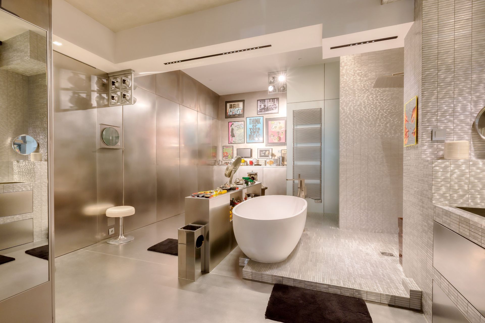 luxury apartment 6 Rooms for sale on PARIS (75003)