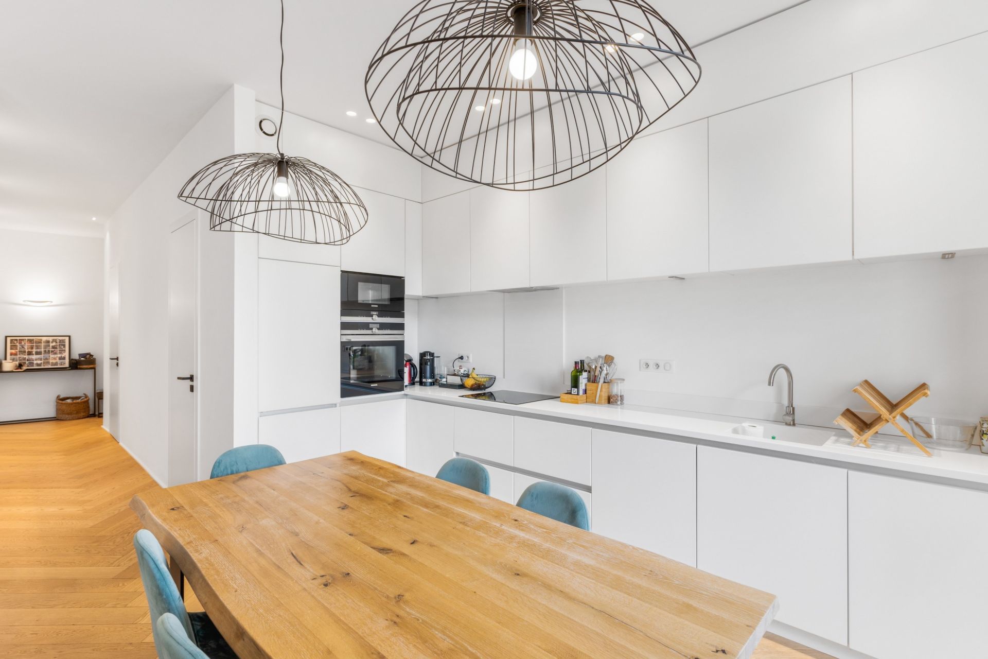 luxury apartment 3 Rooms for sale on CANNES (06400)