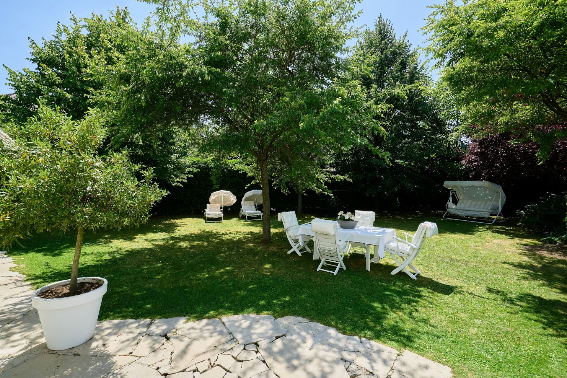 luxury house 5 Rooms for sale on LAMBERSART (59130)