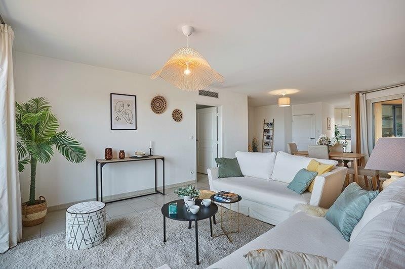 luxury apartment 4 Rooms for sale on AIX EN PROVENCE (13100)