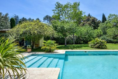 Vente Maison de luxe Aix-en-Provence 6 Pièces 220 m²