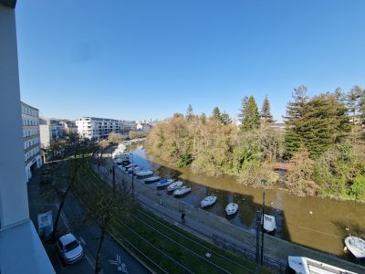 Sale Luxury apartment Nantes 4 Rooms 87 m²