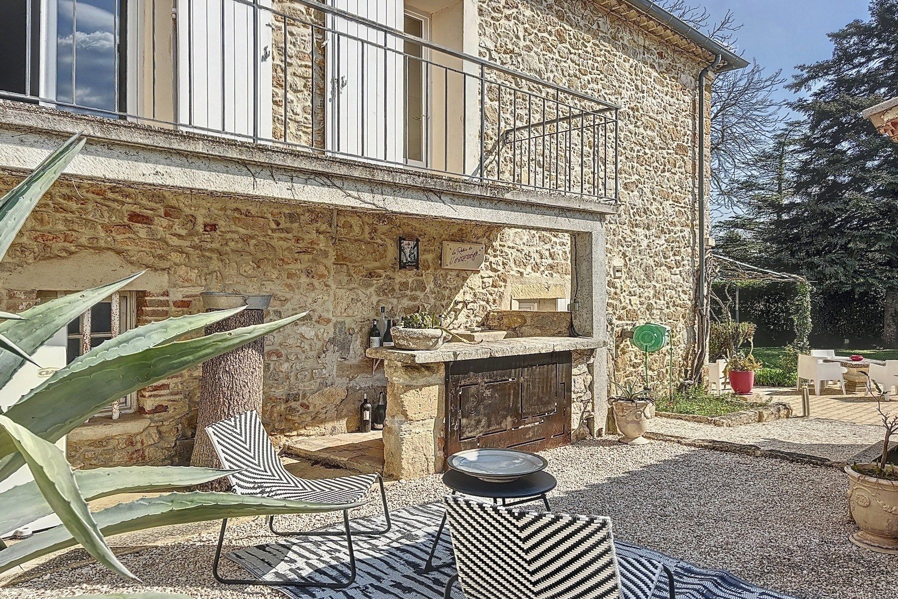 maison de maître 8 Pièces en vente sur UZES (30700)
