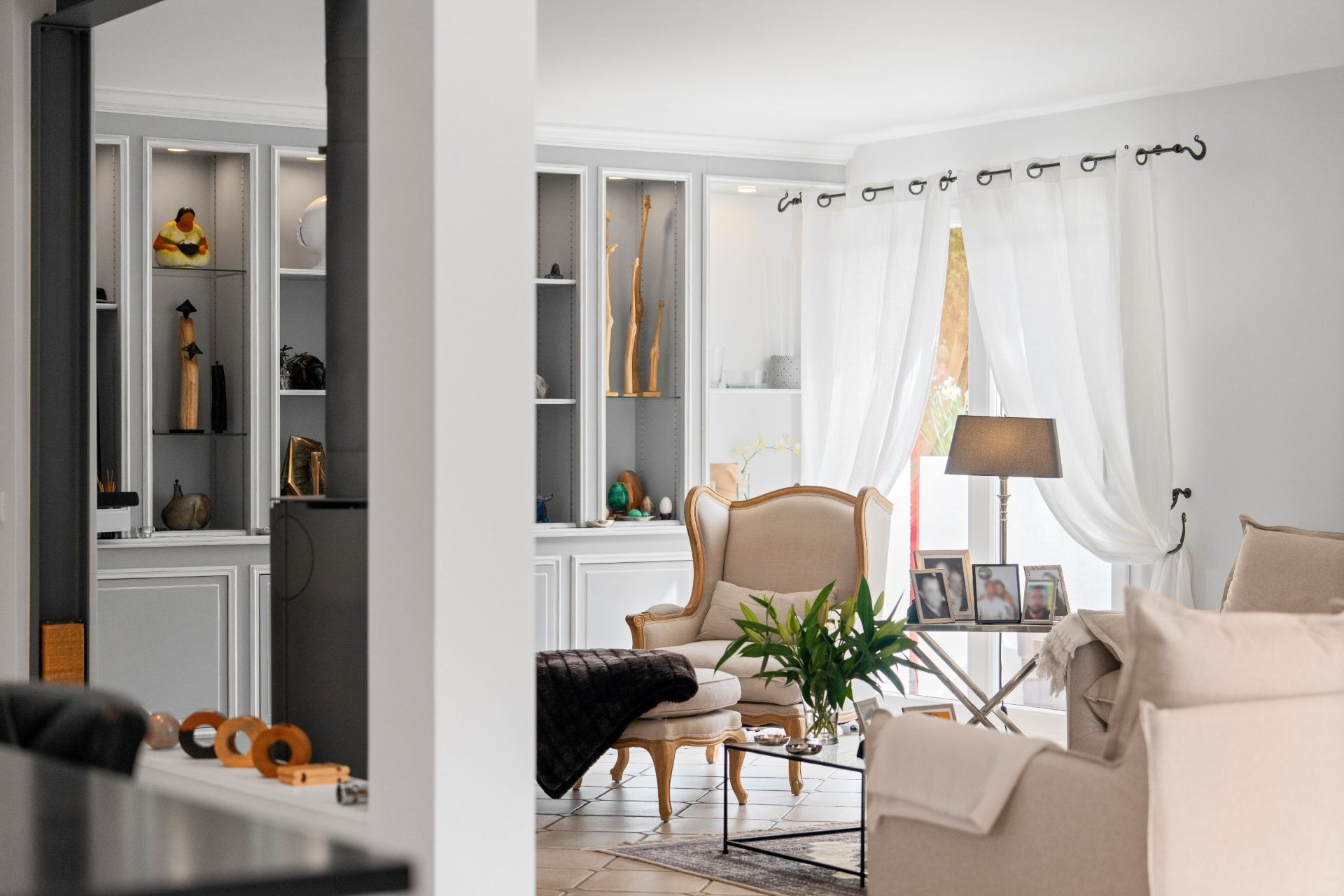 luxury house 8 Rooms for sale on NEUVECELLE (74500)