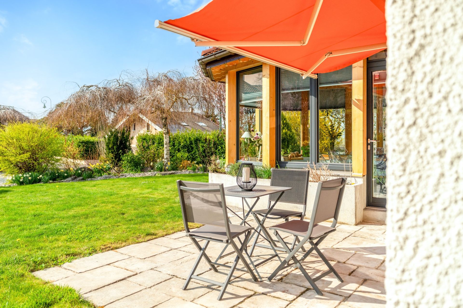 luxury house 8 Rooms for sale on NEUVECELLE (74500)