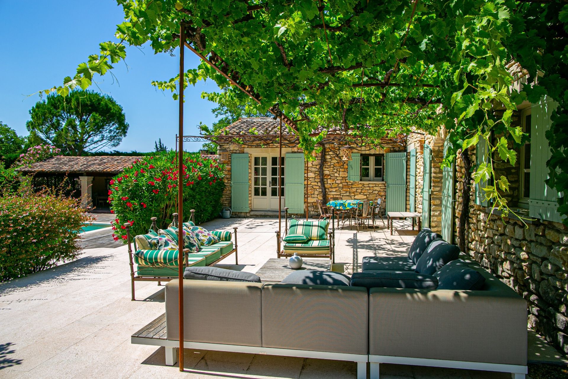 maison de luxe 15 Pièces en vente sur L ISLE SUR LA SORGUE (84800)