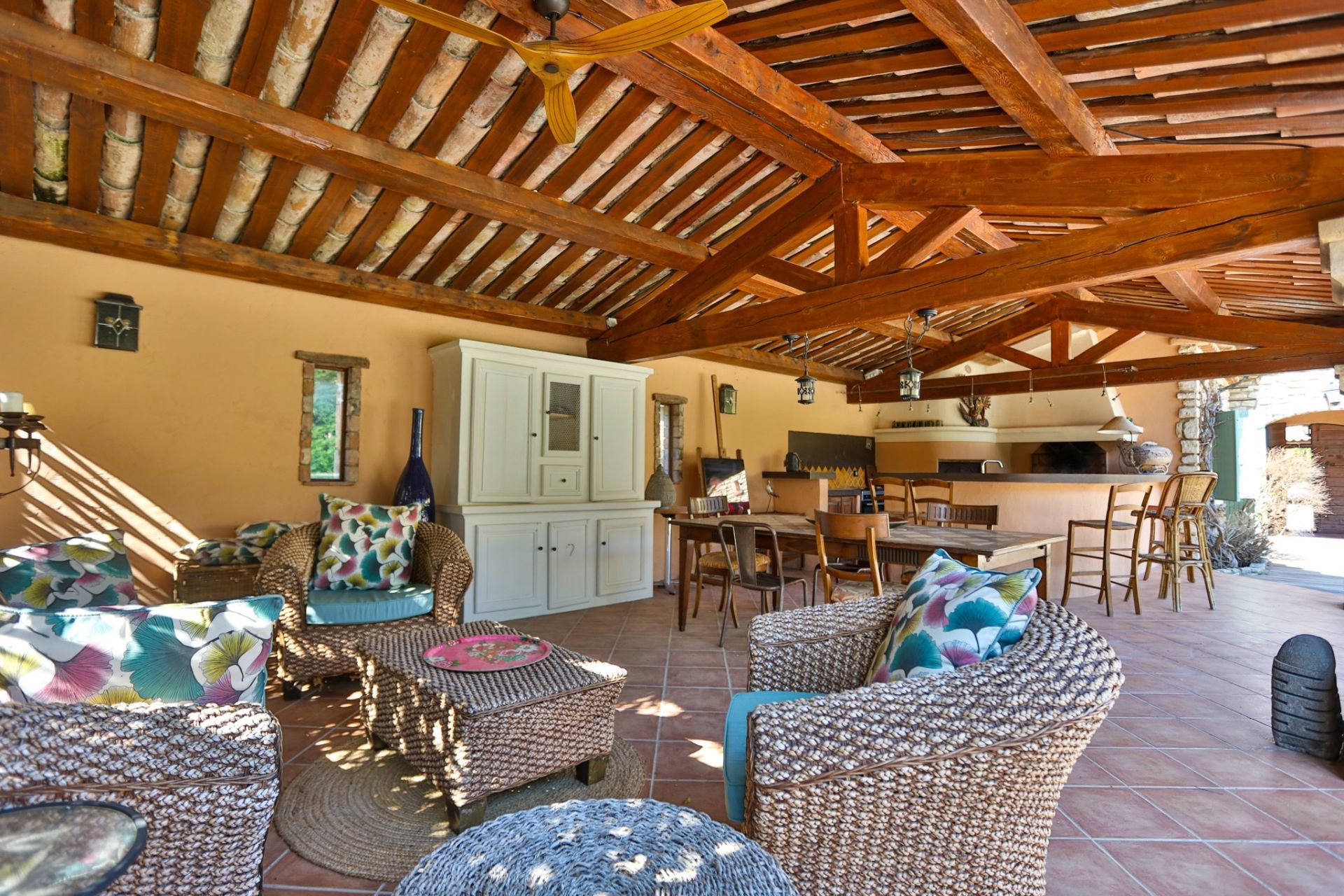 maison de luxe 15 Pièces en vente sur L ISLE SUR LA SORGUE (84800)