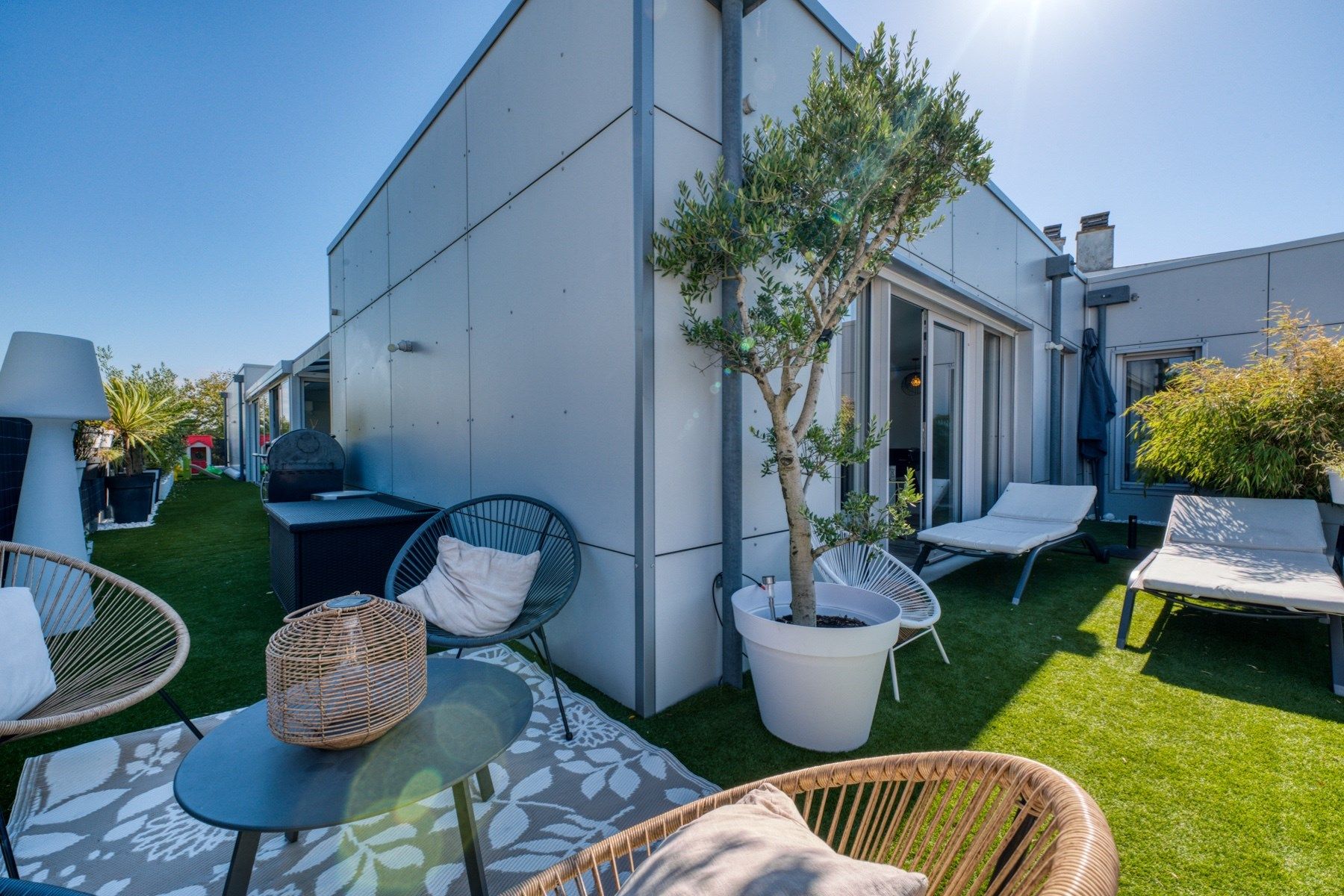 luxury apartment 6 Rooms for sale on ROYAN (17200)