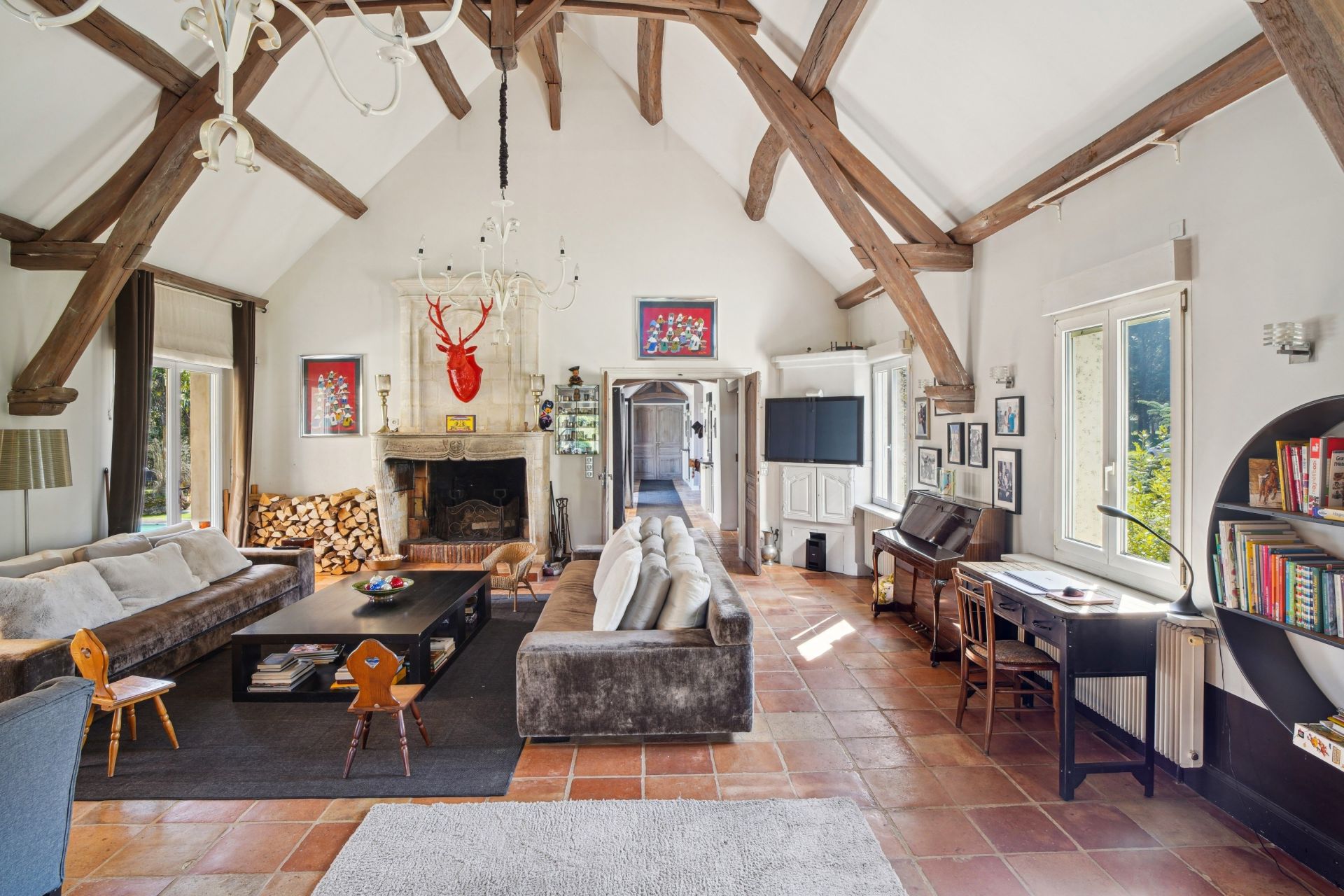 luxury house 9 Rooms for sale on MONTFORT L AMAURY (78490)