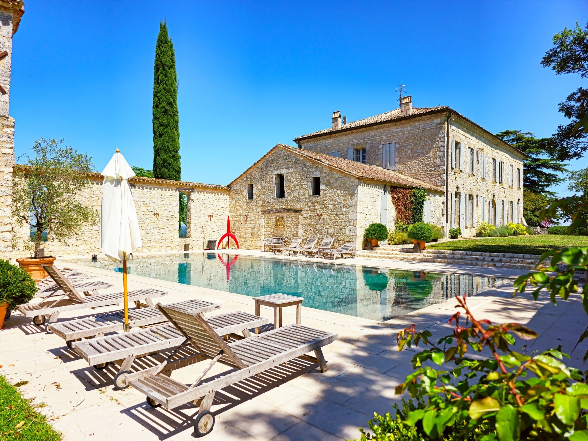 maison de luxe 30 Pièces en vente sur BERGERAC (24100)