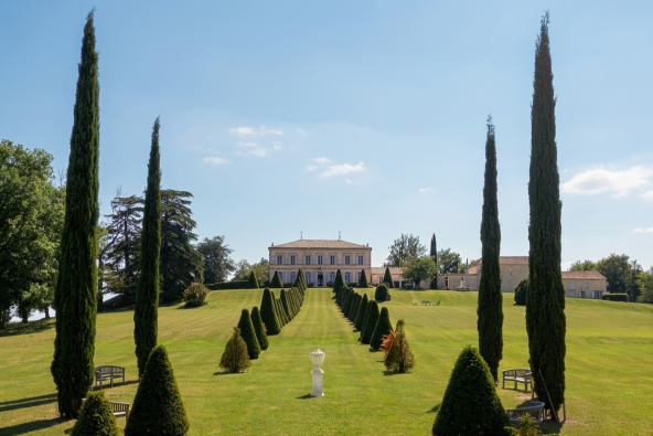 Sale Luxury house Bergerac 30&nbsp;Rooms 854&nbsp;m²