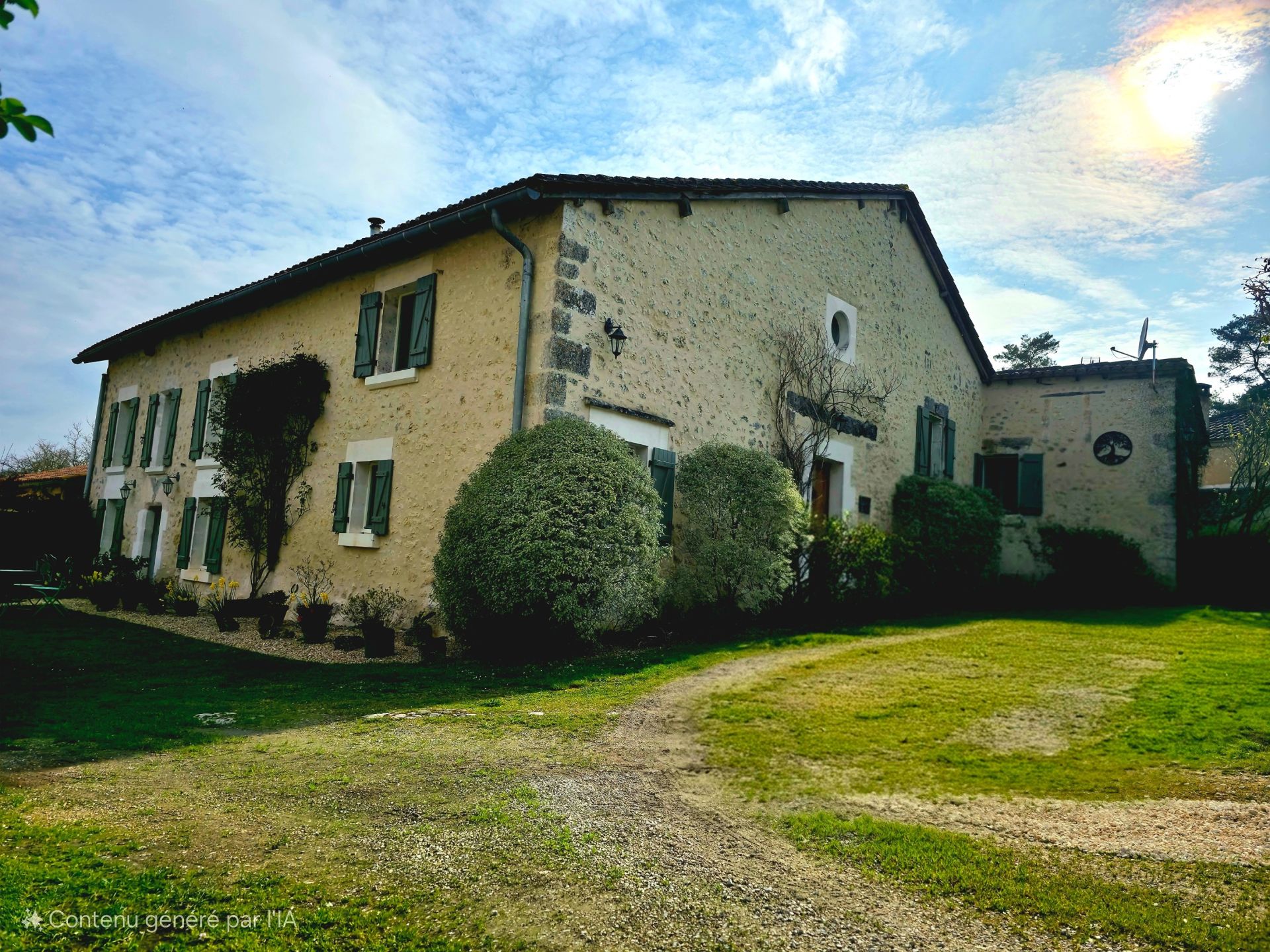 maison de luxe 8 Pièces en vente sur MAREUIL EN PERIGORD (24340)