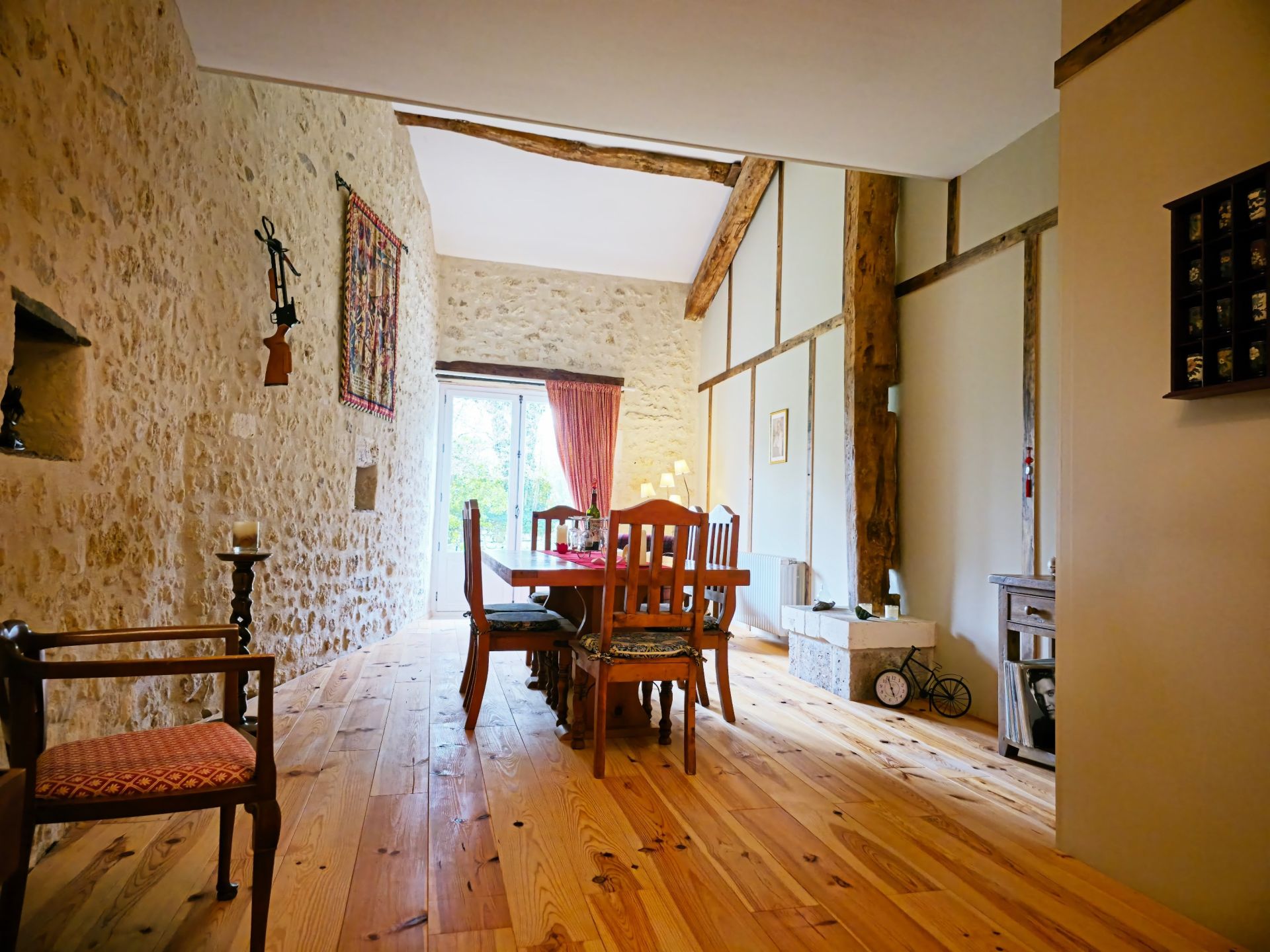 maison de luxe 8 Pièces en vente sur MAREUIL EN PERIGORD (24340)