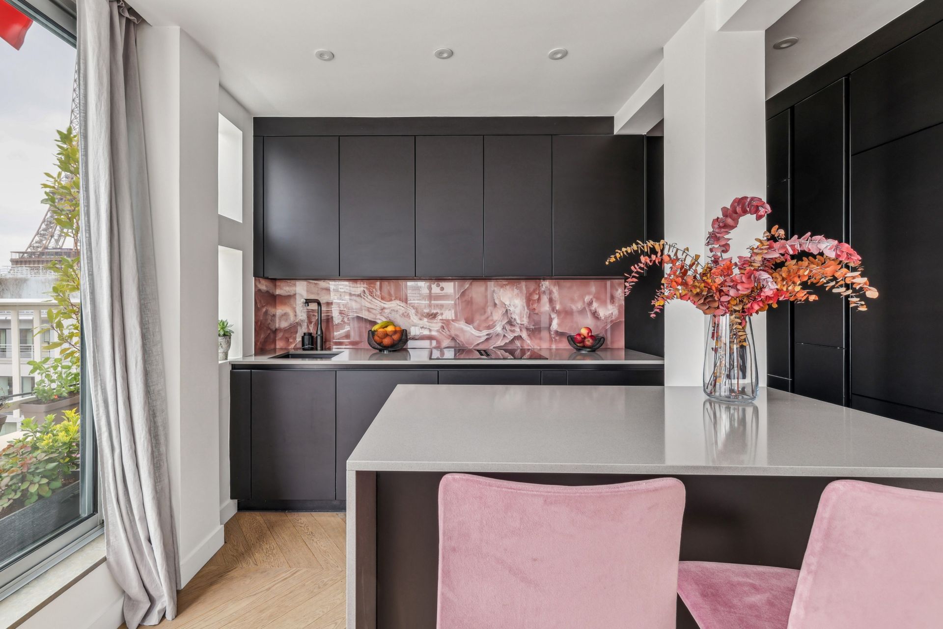 luxury apartment 5 Rooms for sale on PARIS (75007)