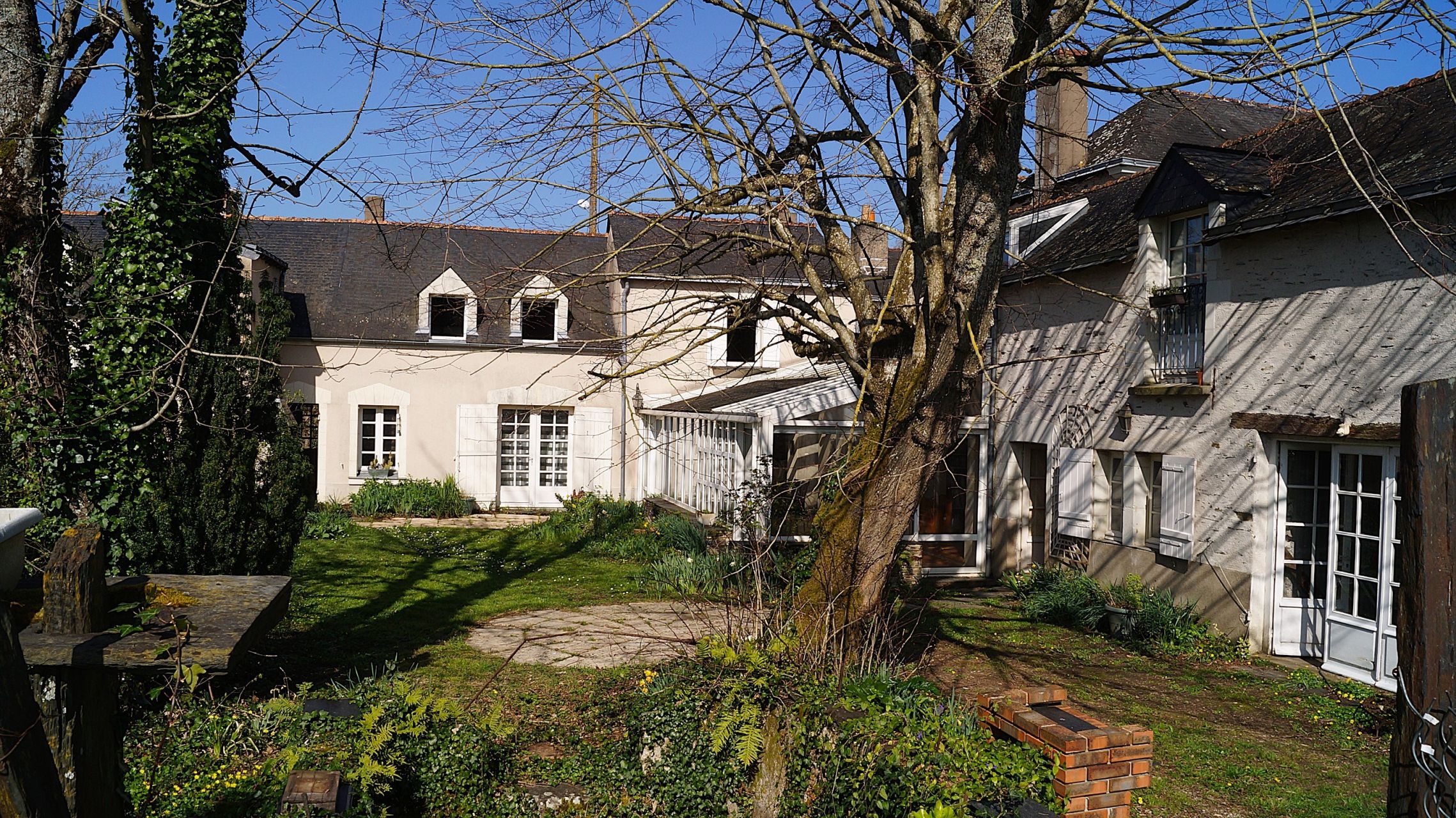 maison de luxe 13 Pièces en vente sur LES GARENNES SUR LOIRE (49320)