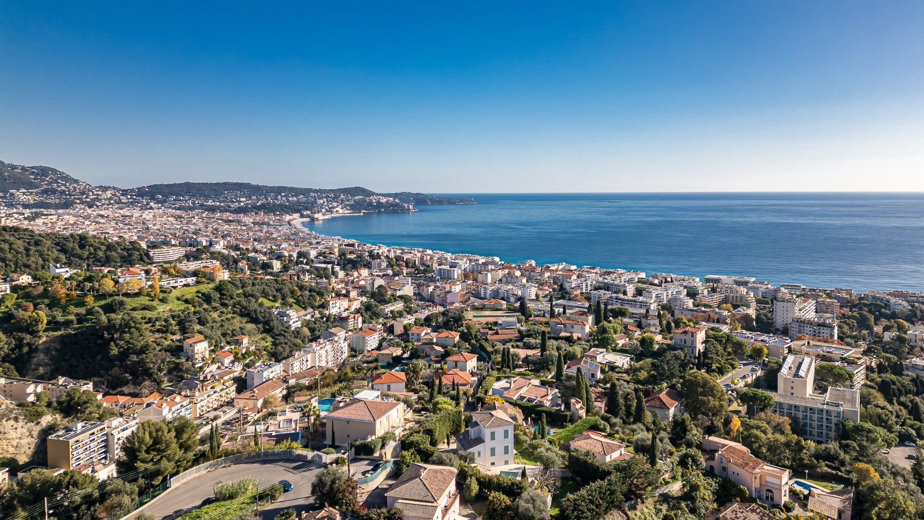 luxury apartment 2 Rooms for sale on NICE (06000)