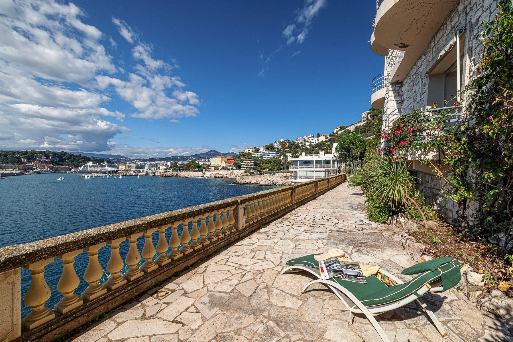 luxury apartment 3 Rooms for sale on NICE (06000)