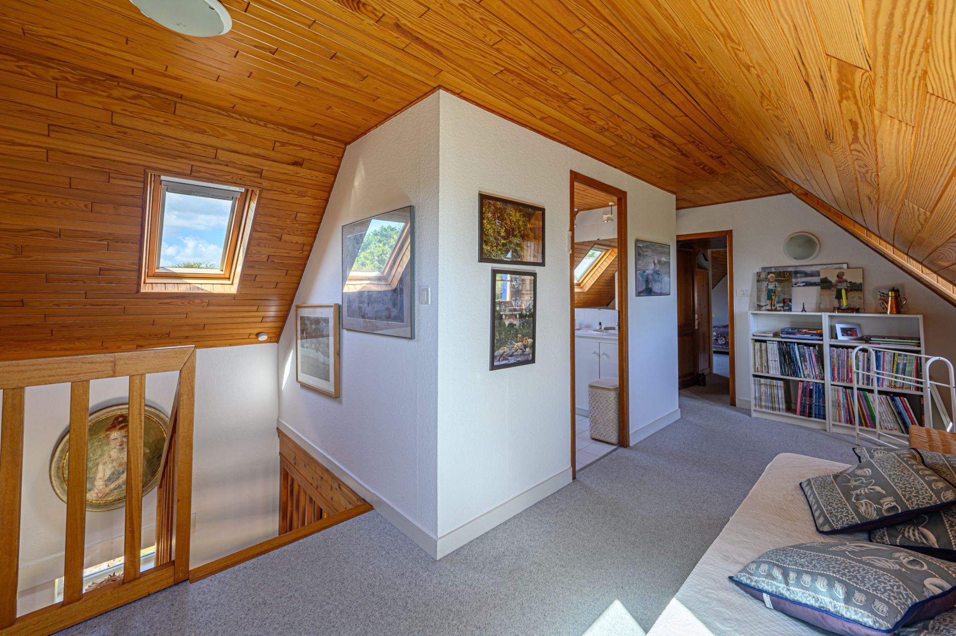 luxury house 7 Rooms for sale on PLONEOUR LANVERN (29720)