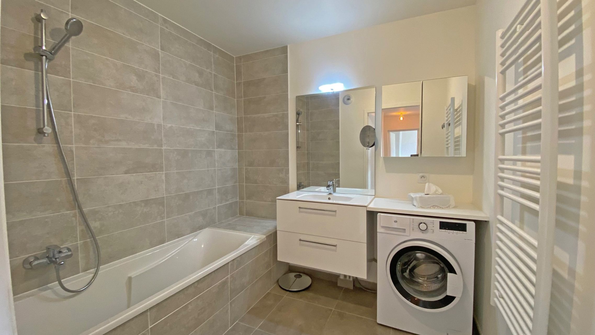 appartement de luxe 4 Pièces en vente sur AMPHION LES BAINS (74500)