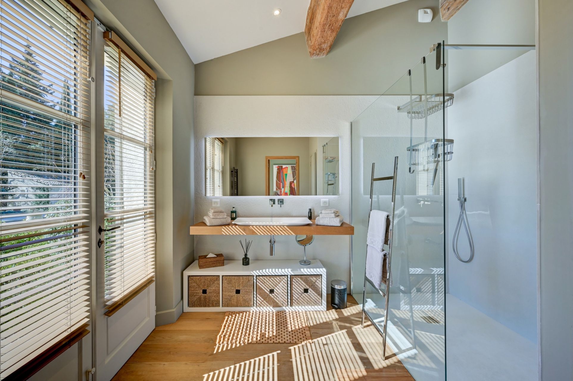 mas 8 Rooms for seasonal rent on ST REMY DE PROVENCE (13210)