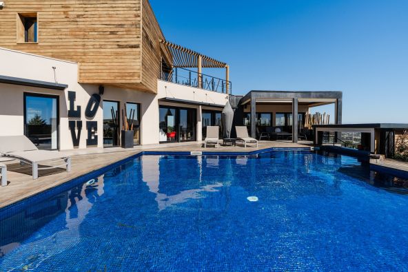 Vente Maison de luxe Narbonne 7 Pièces 213 m²