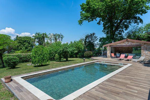 Sale Luxury house Nernier 6 Rooms 225 m²