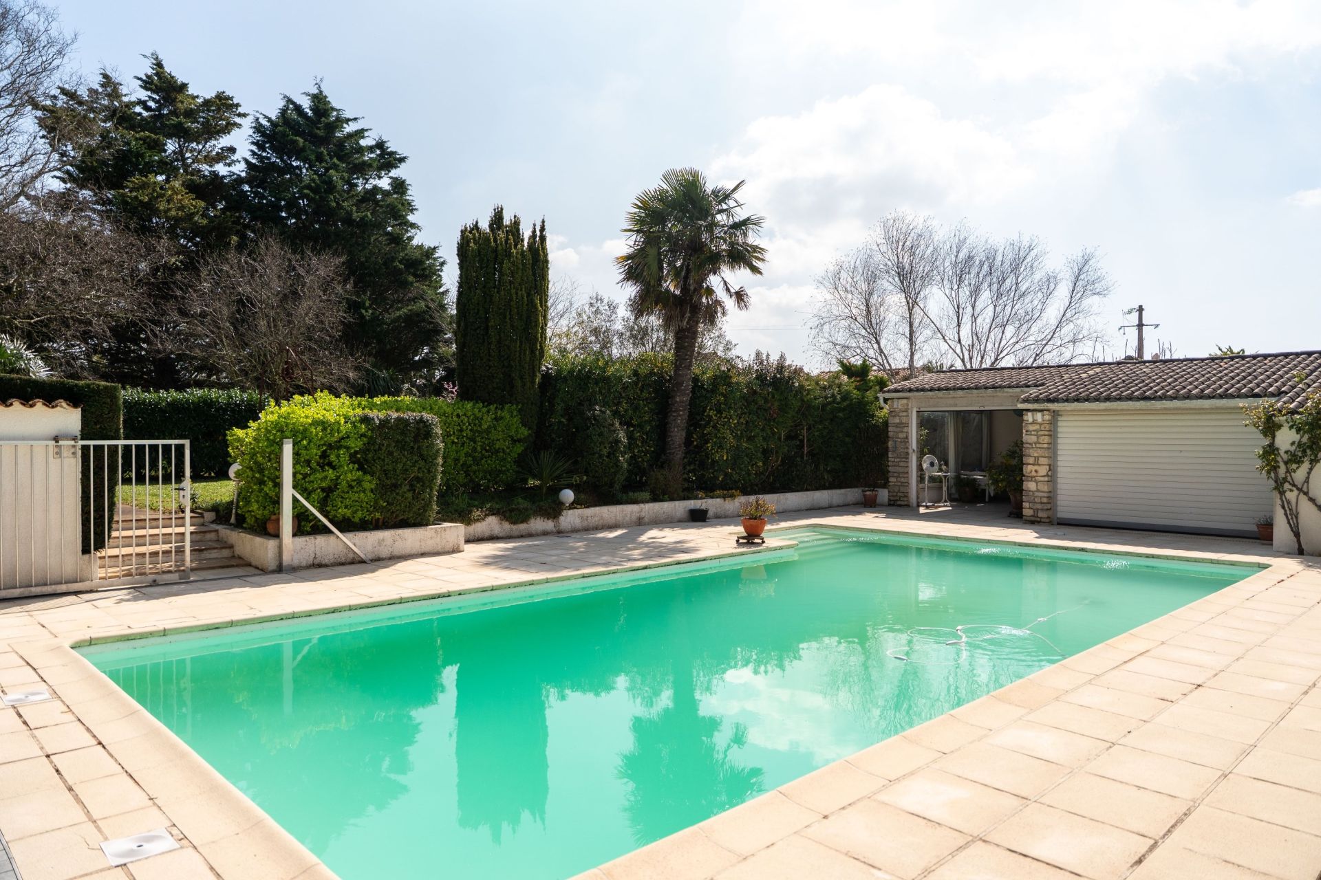 luxury house 6 Rooms for sale on ST GEORGES D OLERON (17190)