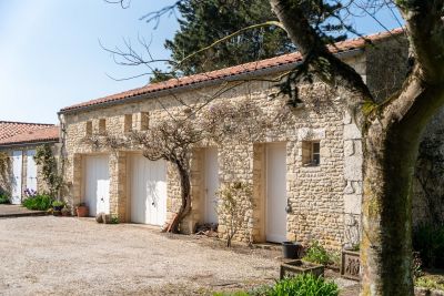 Sale Luxury house Saint-Georges-d'Oléron 6&nbsp;Rooms 200&nbsp;m²