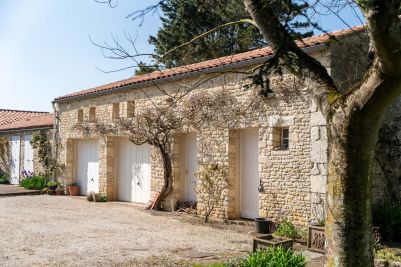 Sale Luxury house Saint-Georges-d'Oléron 6&nbsp;Rooms 200&nbsp;m²