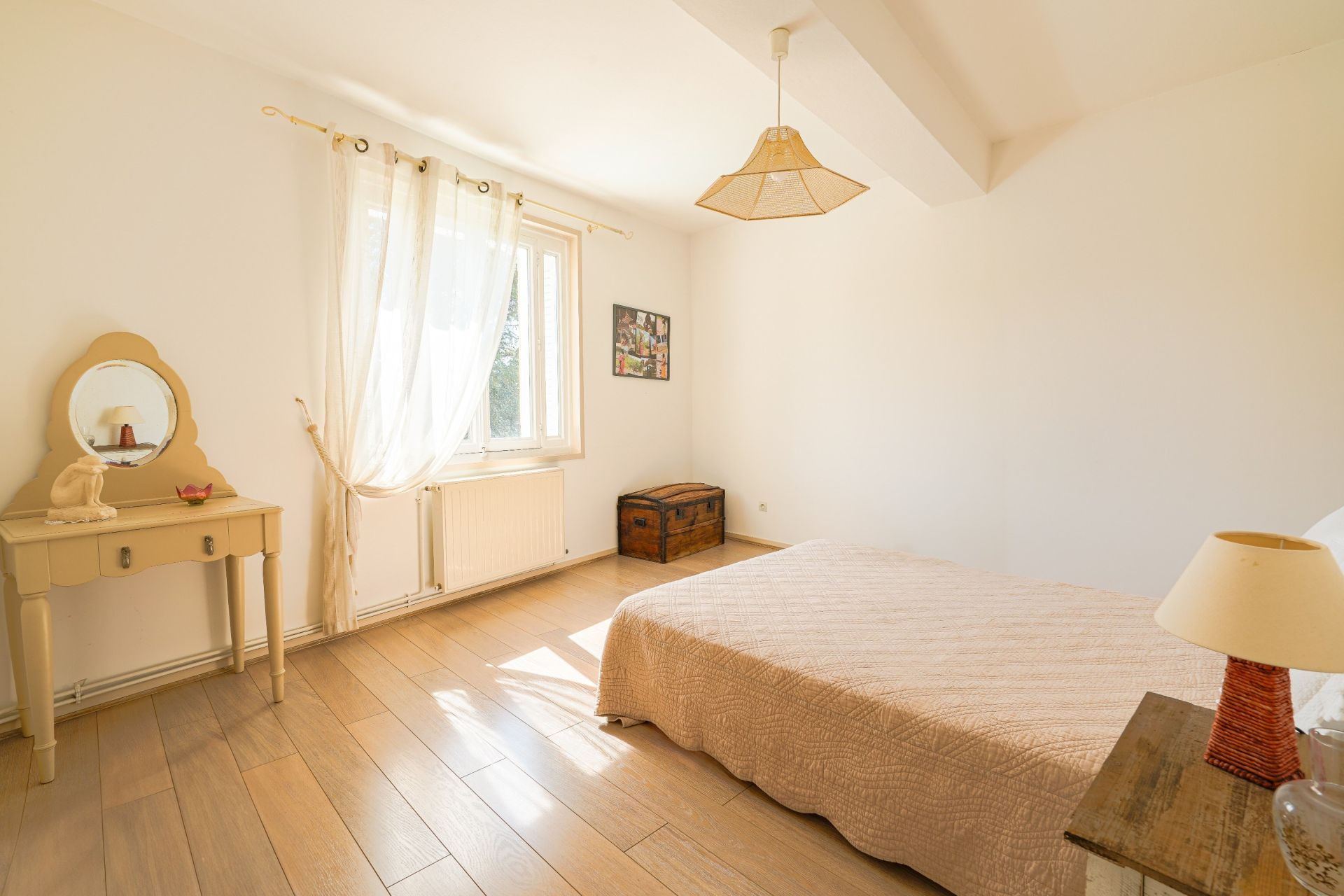 luxury house 6 Rooms for sale on DARDILLY (69570)