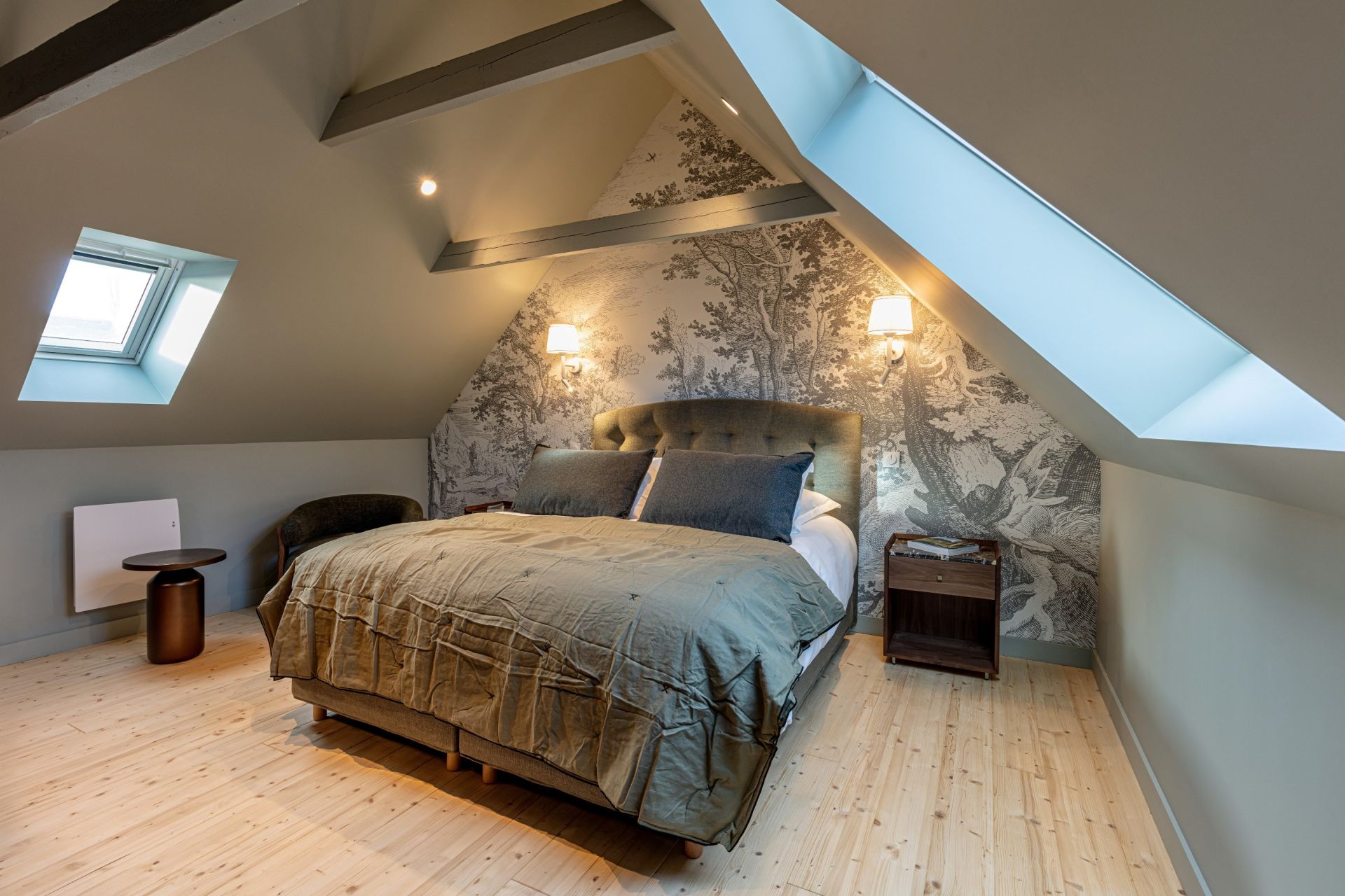 luxury property 16 Rooms for seasonal rent on TREMEOC (29120)