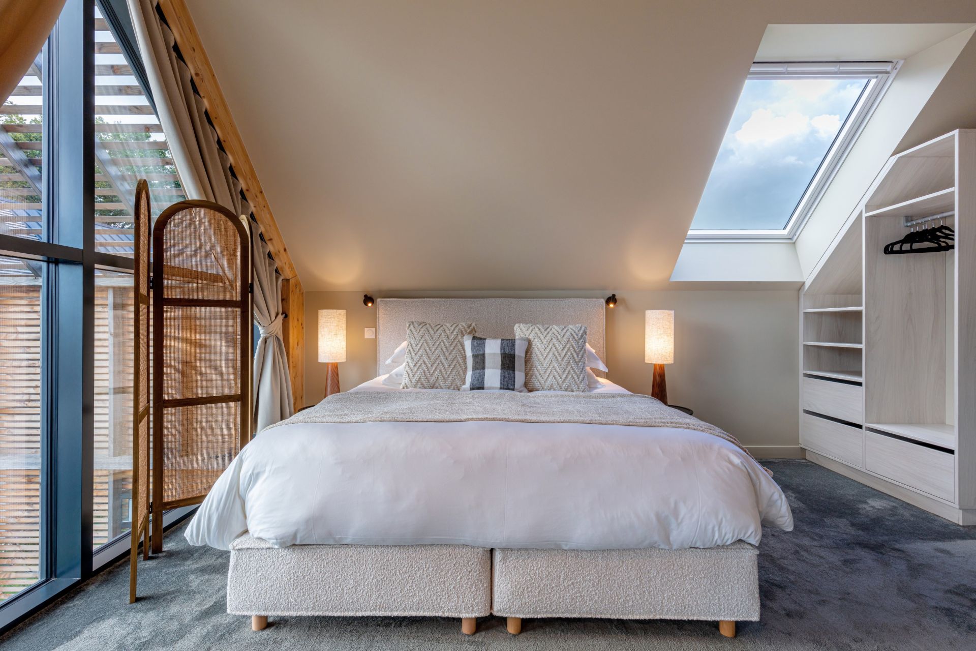 luxury property 25 Rooms for seasonal rent on TREMEOC (29120)
