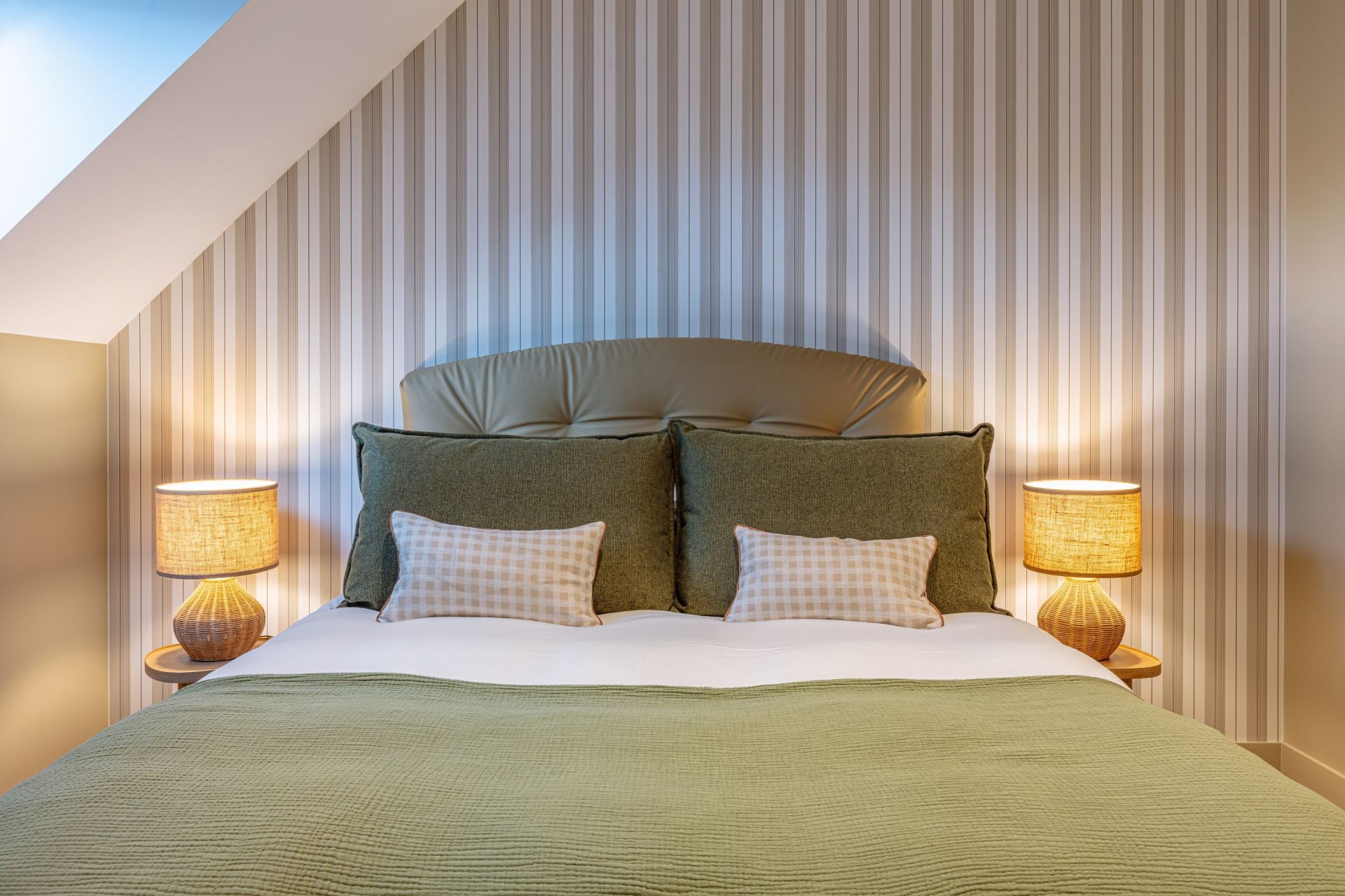 luxury property 25 Rooms for seasonal rent on TREMEOC (29120)