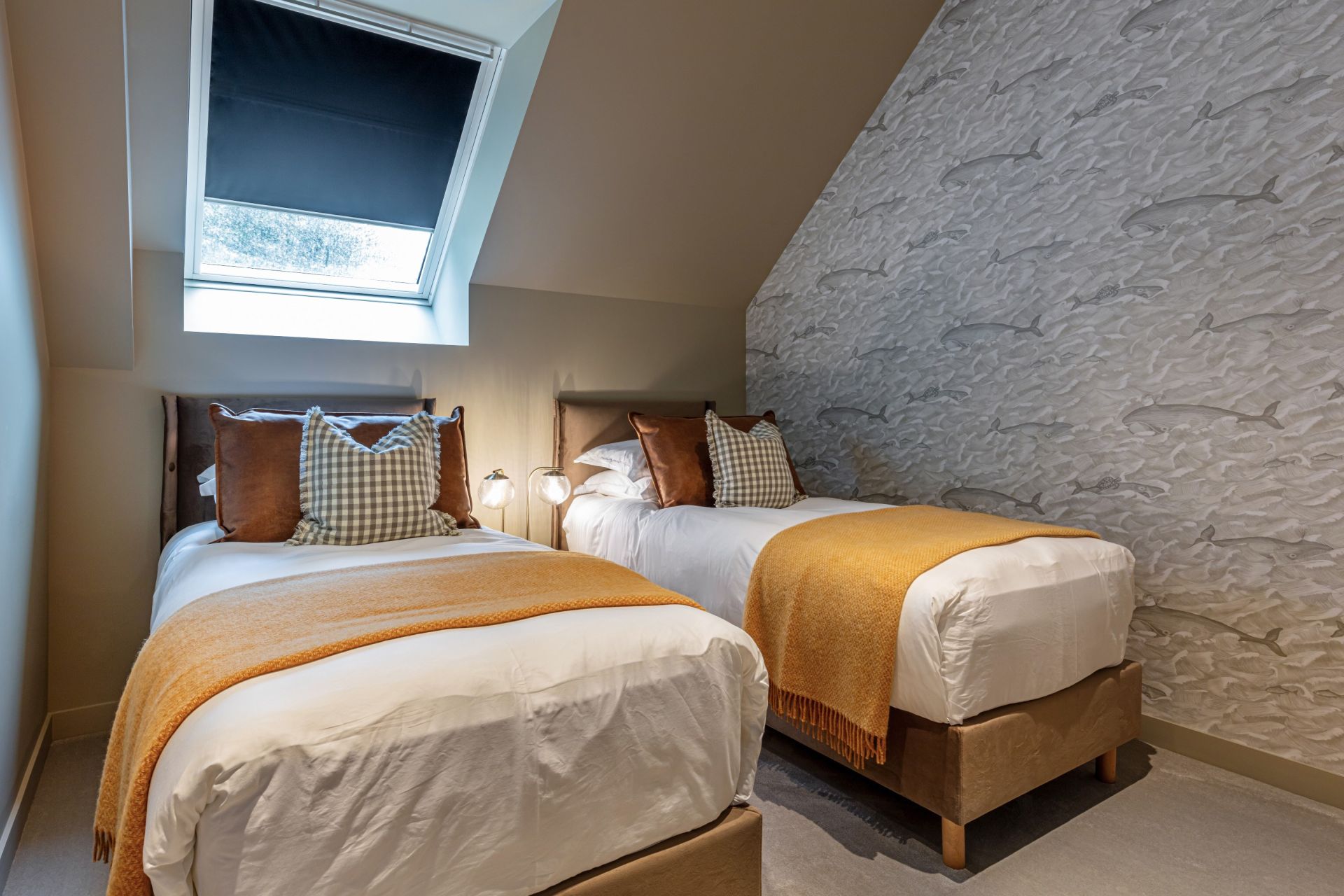 luxury property 16 Rooms for seasonal rent on TREMEOC (29120)