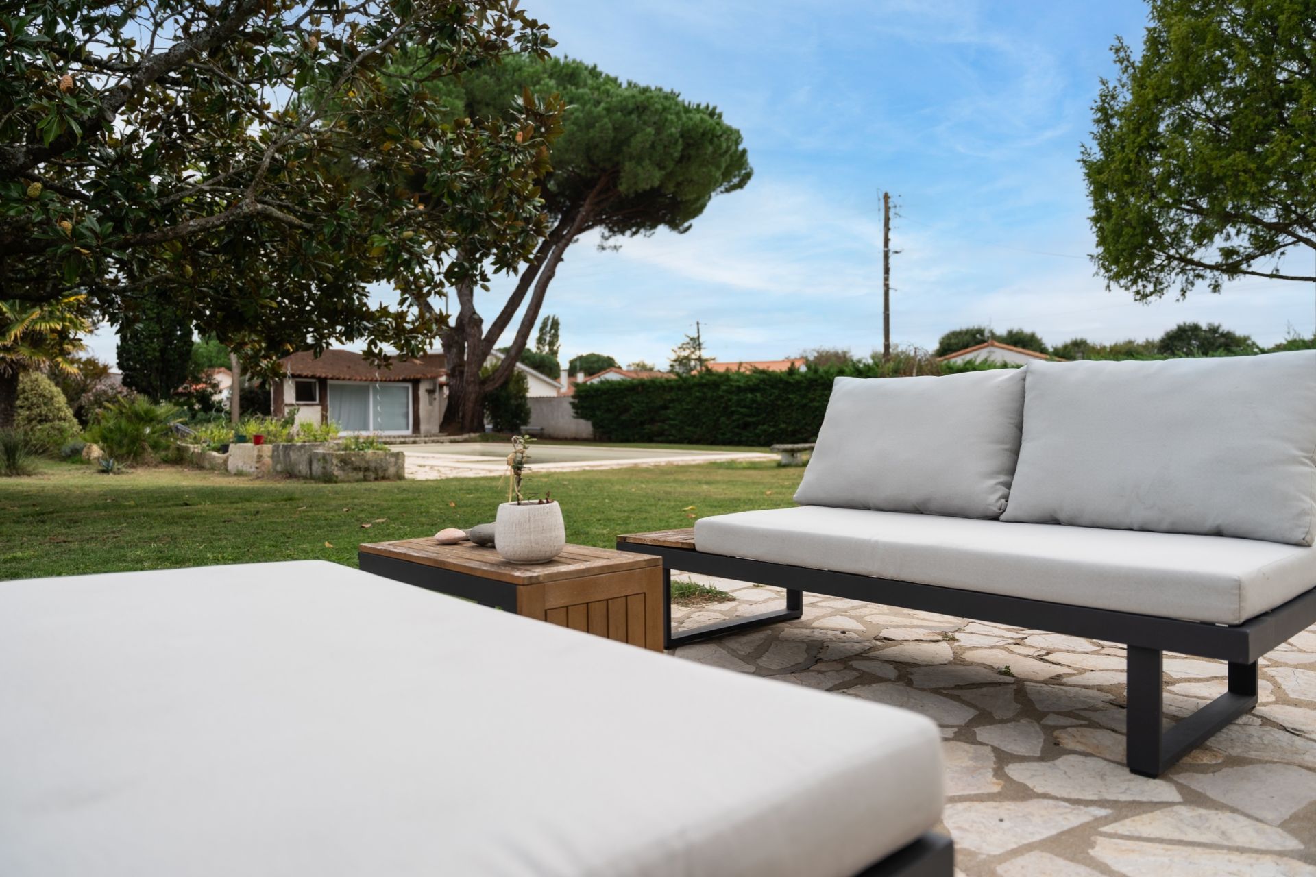 luxury house 7 Rooms for sale on LA TREMBLADE (17390)