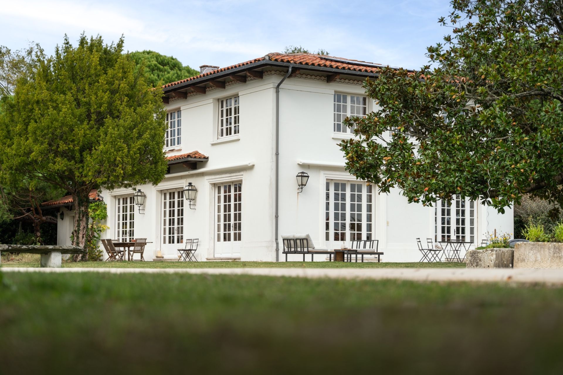 luxury house 7 Rooms for sale on LA TREMBLADE (17390)