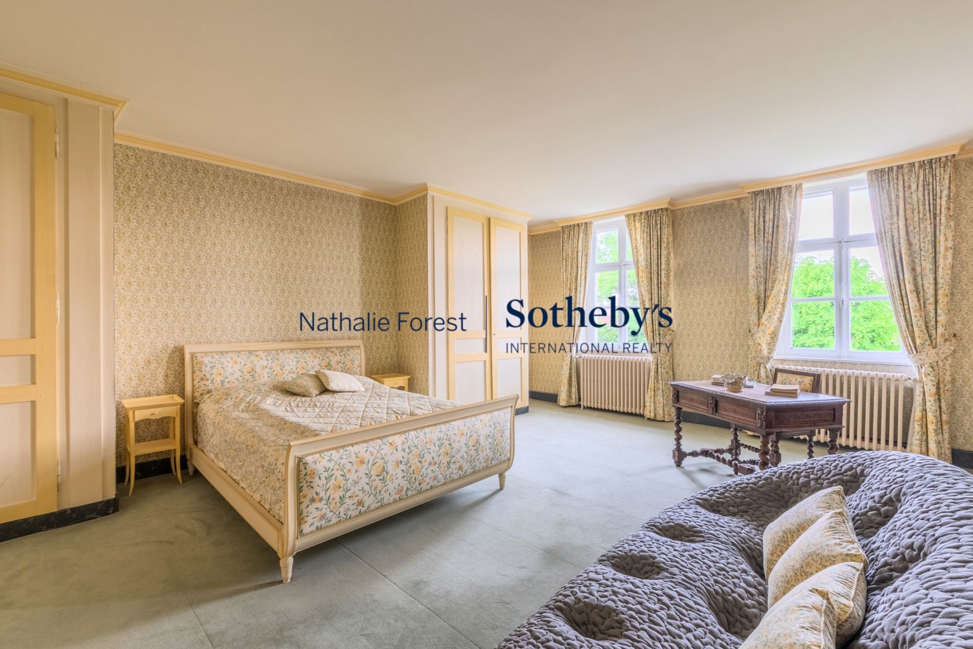 luxury house 16 Rooms for sale on LILLE (59000)