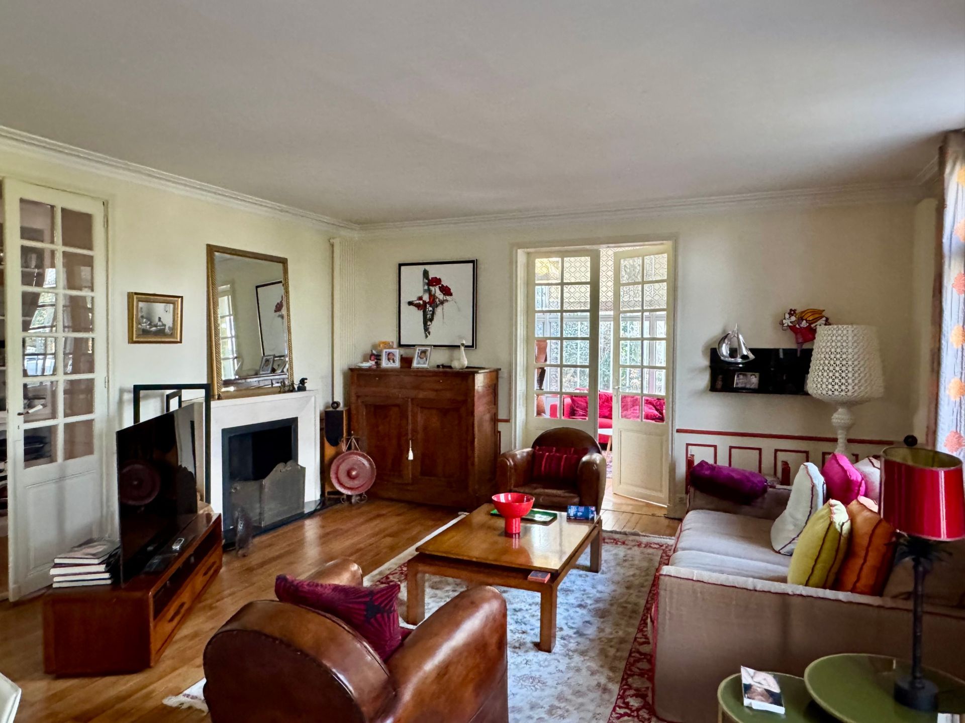 luxury house 6 Rooms for sale on ST AVERTIN (37550)