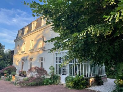 Sale Luxury house Saint-Avertin 6 Rooms 260 m²