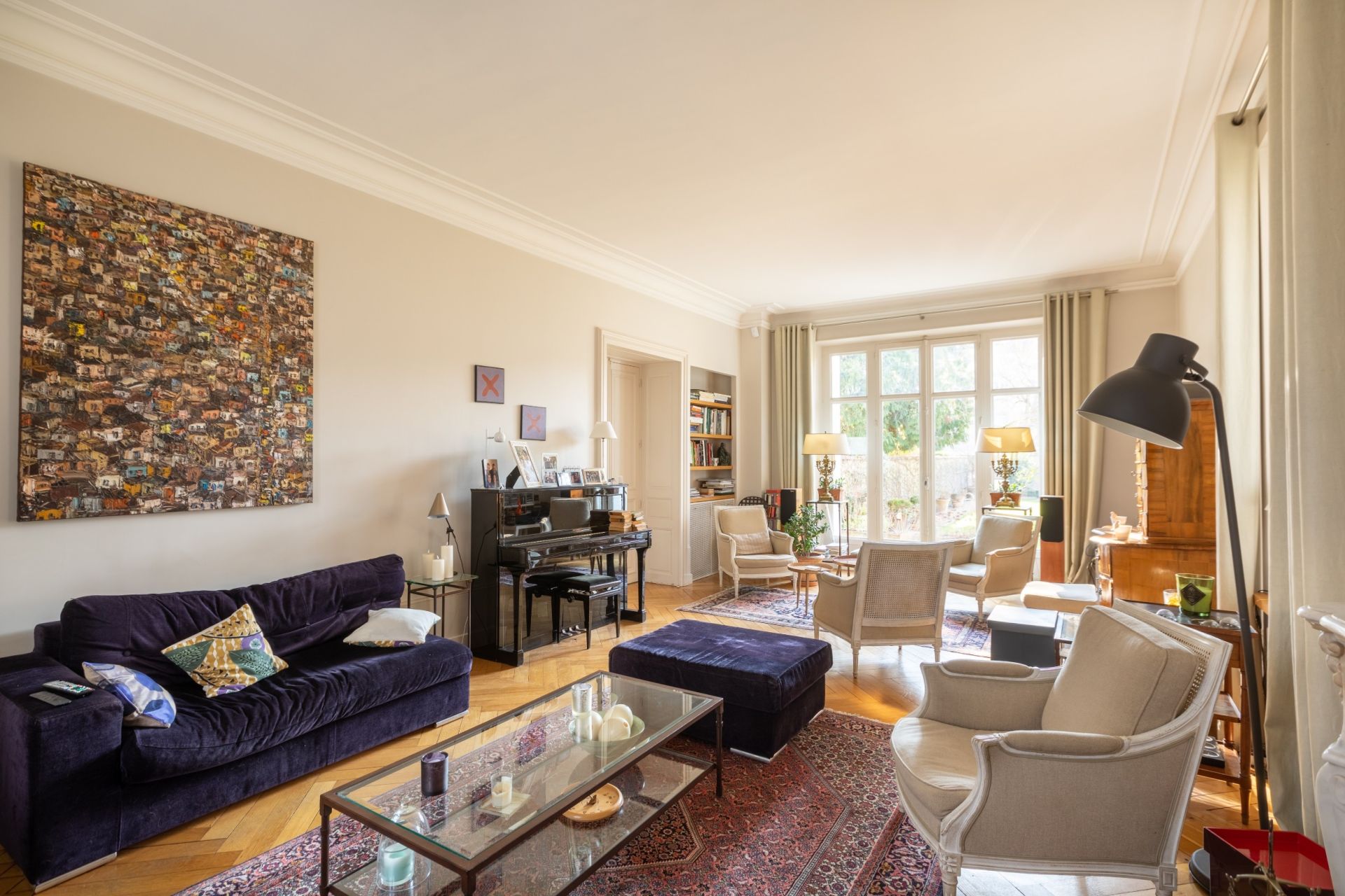 luxury house 10 Rooms for sale on DIJON (21000)
