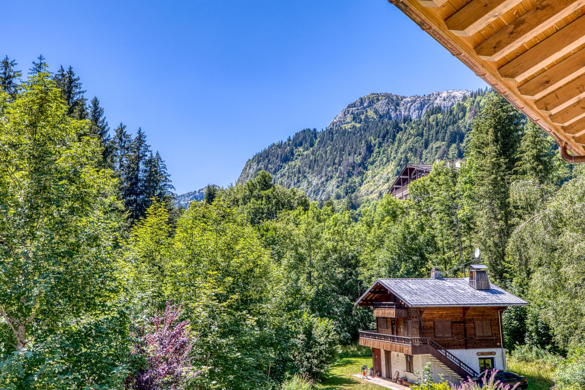 luxury chalet 5 Rooms for sale on LE GRAND BORNAND (74450)
