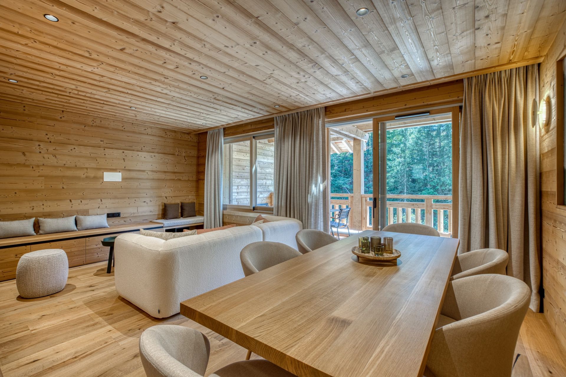 luxury chalet 5 Rooms for sale on LE GRAND BORNAND (74450)