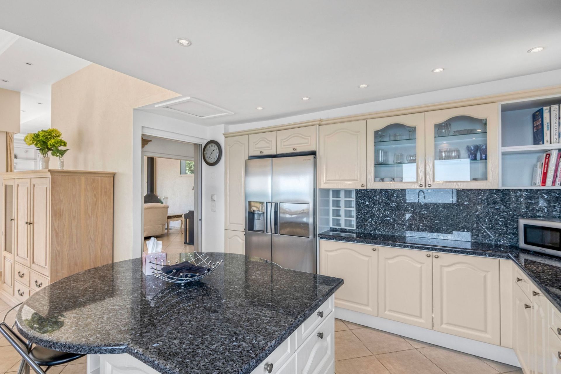 luxury villa 6 Rooms for sale on THEOULE SUR MER (06590)