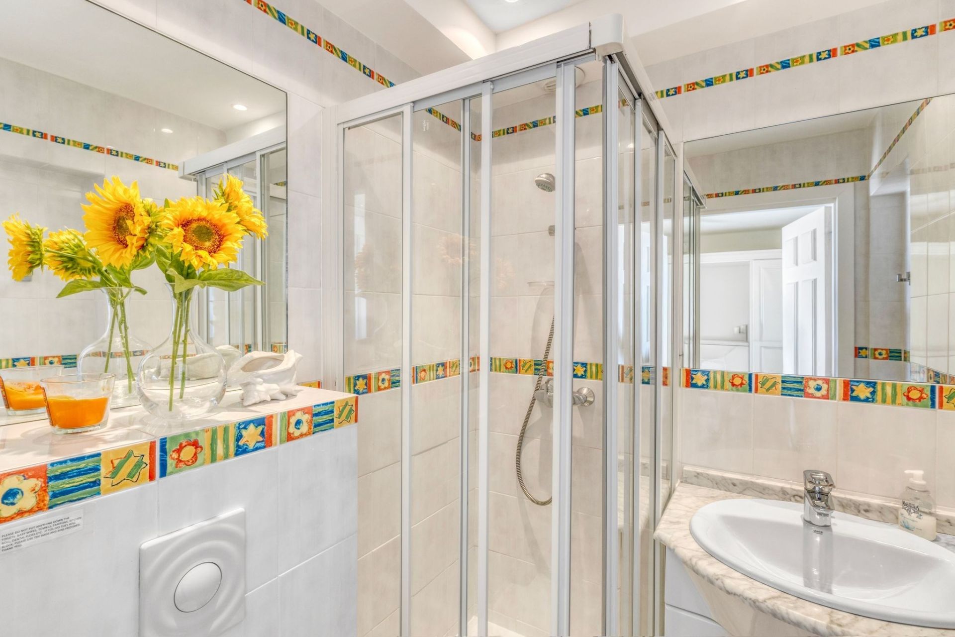 luxury villa 6 Rooms for sale on THEOULE SUR MER (06590)