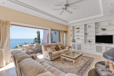 Sale Luxury villa Théoule-sur-Mer 6&nbsp;Rooms 231&nbsp;m²