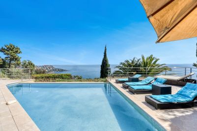 Sale Luxury villa Théoule-sur-Mer 6&nbsp;Rooms 231&nbsp;m²
