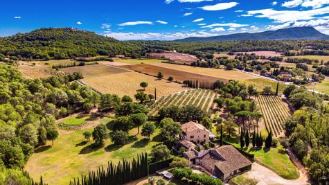 Vente Bastide Fox-Amphoux 15&nbsp;Pièces 700&nbsp;m²