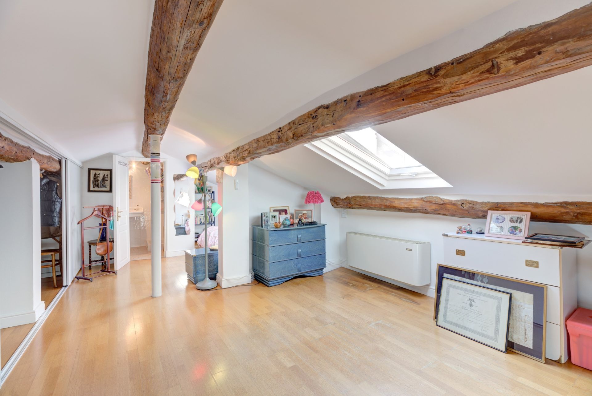 townhouse 6 Rooms for sale on CANNES (06400)