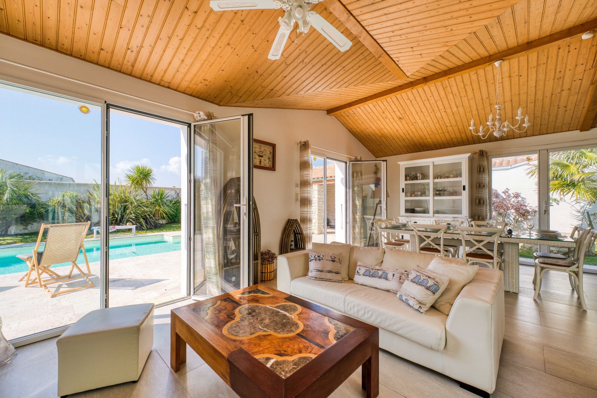 luxury house 7 Rooms for sale on ST PIERRE D OLERON (17310)